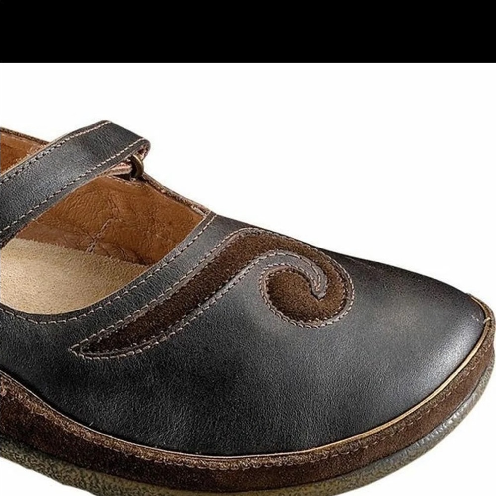 Naot Matai swirl 9/9.5 womens shoe mary jane style